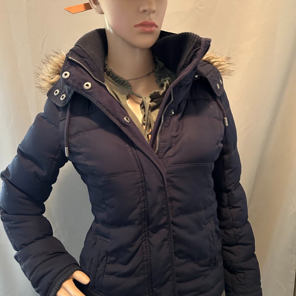 Abercrombie & Fitch Navy Down Puffer Coat Faux Fur Hood Women’s Small